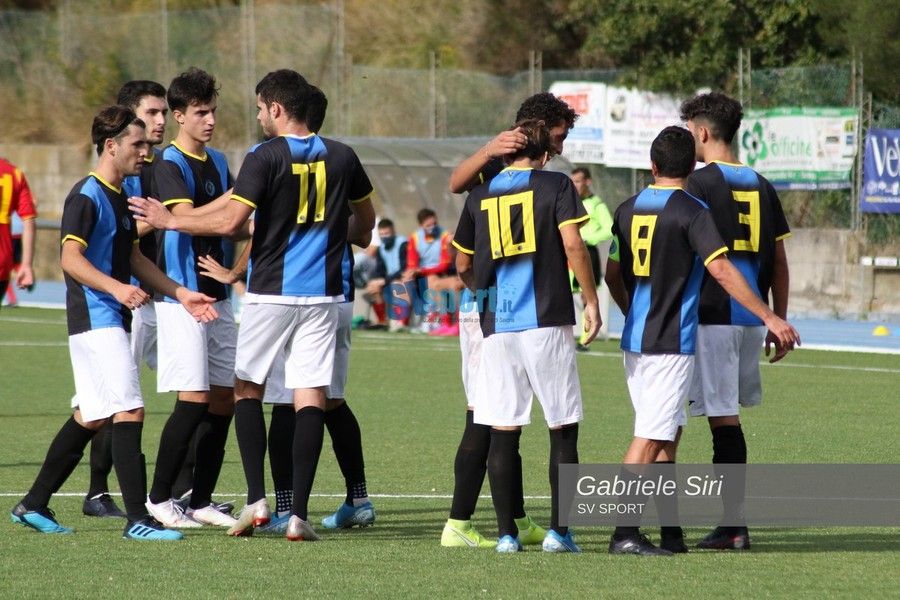 Calcio Varazze. Riscontrato un caso positivo al virus Sars-Cov2
