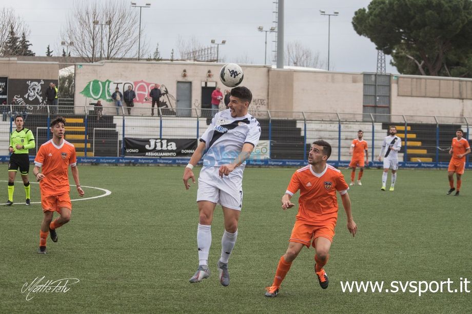 Calcio dilettantistico. Mille opzioni sul piatto per concludere i campionati, anche riprendere a settembre