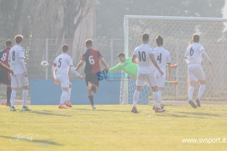 L'EDITORIALE. Tornare in campo? La priorità è la tenuta del sistema, non la chiusura dei campionati in corso L'EDITORIALE. Tornare in campo? La priorità è la tenuta del sistema, non la chiusura dei campionati in corso