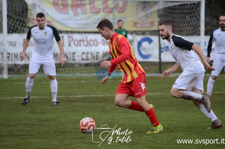 Calcio, Eccellenza. Paura e voglia di sopravvivenza, l'anno nuovo vede lo sprint delle pericolanti e la frenata delle squadre di centroclassifica