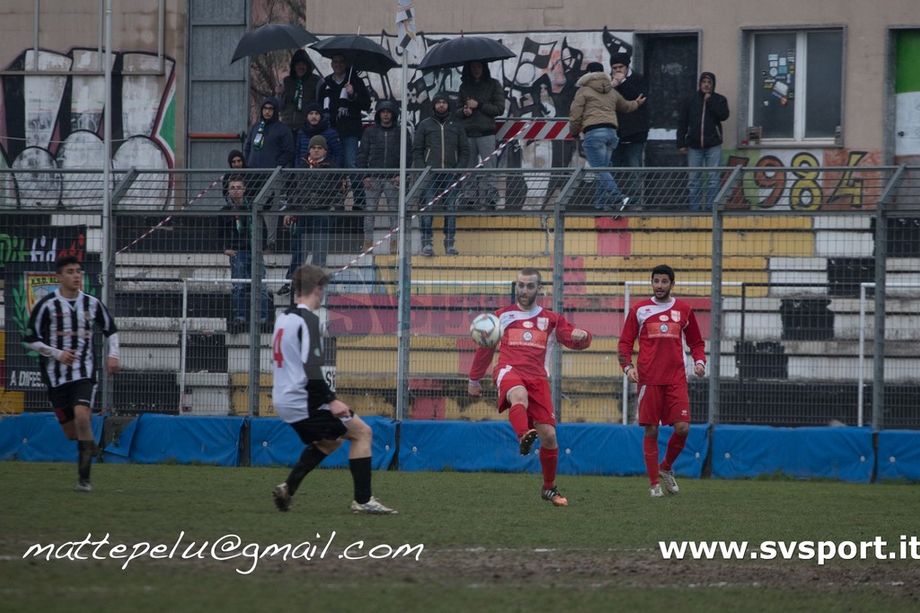 Calcio, Eccellenza. La Genova Calcio smentisce i contatti con mister Di Latte