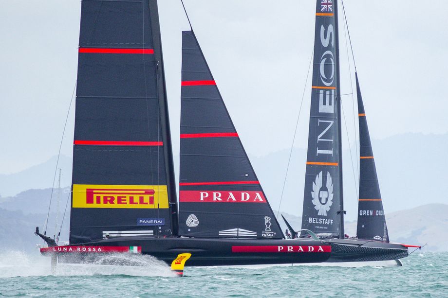 Prada Cup: Un punto a testa per Luna Rossa e Ineos, il 5-1 porta gli italiani a due lunghezze dalla vittoria