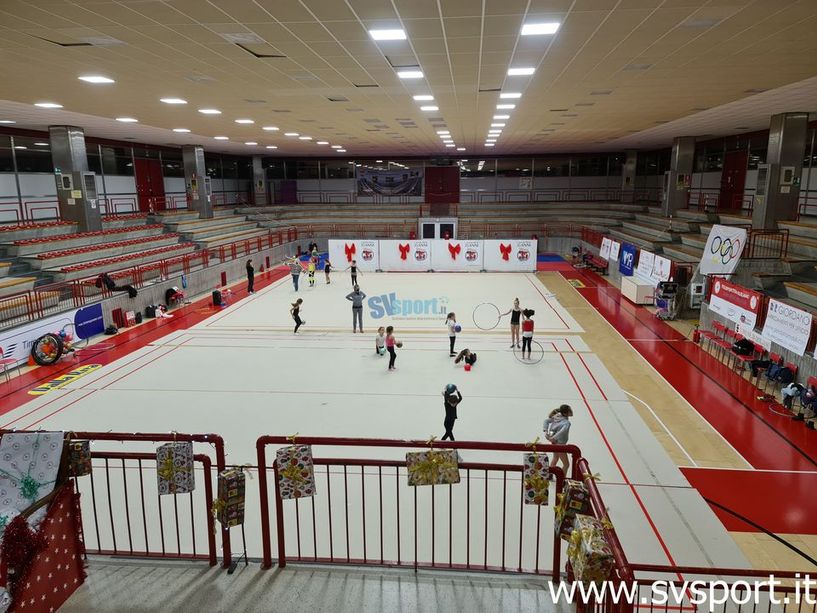 Il mondo sportivo savonese si unisce per le famiglie bisognose. Grande successo per la raccolta solidale promossa dalla Polisportiva Quiliano