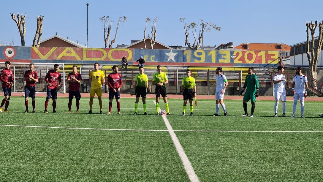 Calcio. Vado, un pareggio che serve a poco: rossoblu lenti e sciuponi, contro il Saluzzo è solo 0-0