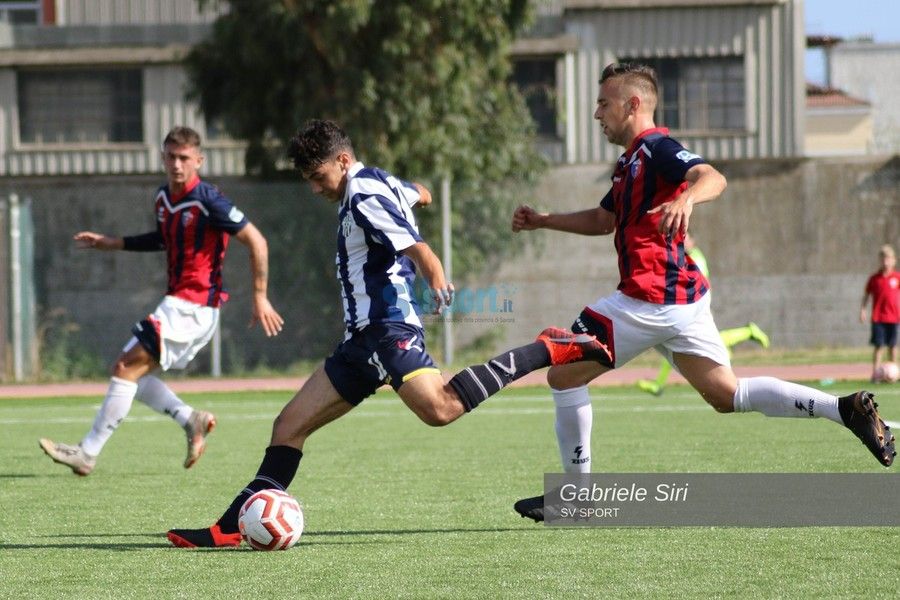 Calcio. Serie D: Savona per continuare a stupire, Vado alla ricerca di un altro colpaccio: al "Bacigalupo" è la domenica del derby a tinte bianco-rosso-blu