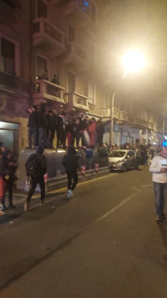 Qatar 2022, il sogno del Marocco si chiama semifinale: a Torino è di nuovo festa grande Qatar 2022, il sogno del Marocco si chiama semifinale: a Torino è di nuovo festa grande