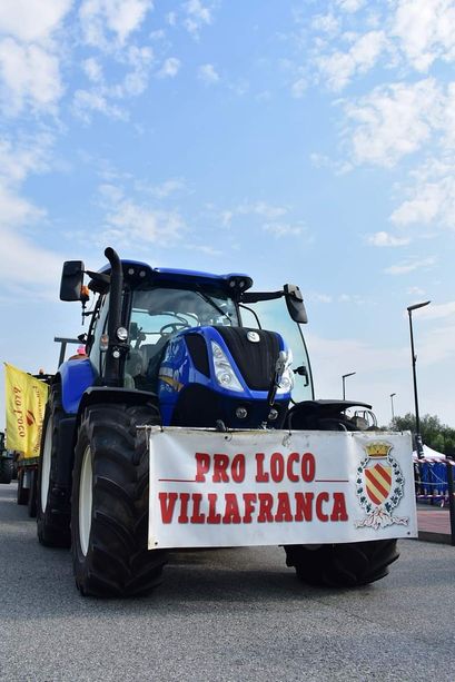 A Villafranca Piemonte trattori in passerella per il Villa Tractor Beer Fest A Villafranca Piemonte trattori in passerella per il Villa Tractor Beer Fest