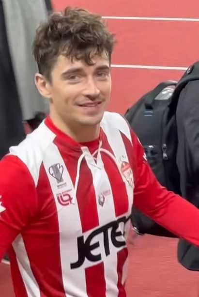 Il Principato di Monaco si prepara ad accogliere la Fiamma Olimpica: primo tedoforo Charles Leclerc Il Principato di Monaco si prepara ad accogliere la Fiamma Olimpica: primo tedoforo Charles Leclerc