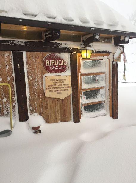 Vanno via da Milano per trascorrere la quarantena in Alta Val Chisone: il “no” del Selleries Vanno via da Milano per trascorrere la quarantena in Alta Val Chisone: il “no” del Selleries