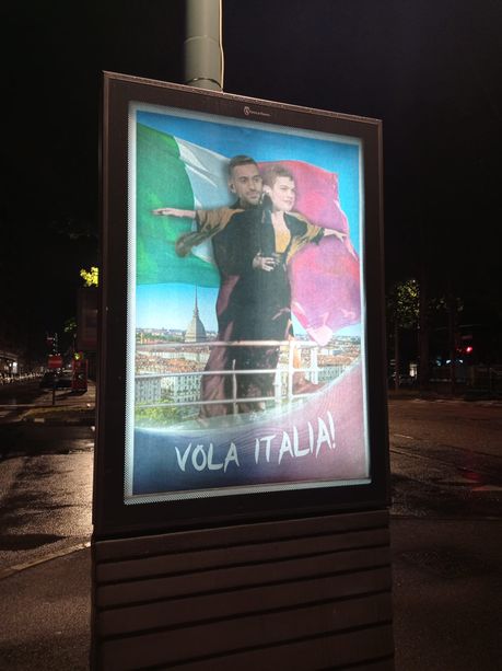 Eurovision, Blanco e Mahmood in versione Titanic: &quot;Vola Italia e Torino&quot; [FOTO]