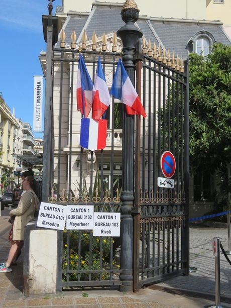 La Francia al voto: potrebbe vincere l’astensionismo