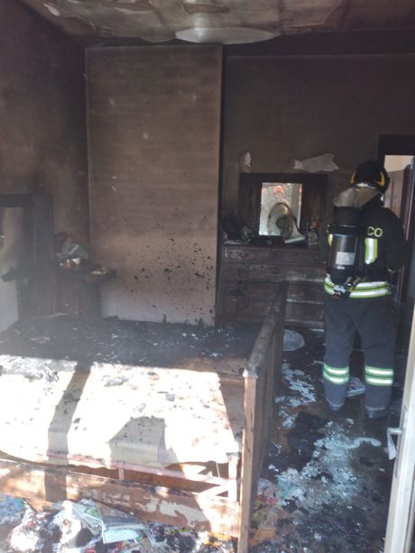 Si trova in prognosi riservata l’anziano di Cavour salvato da un incendio Si trova in prognosi riservata l’anziano di Cavour salvato da un incendio