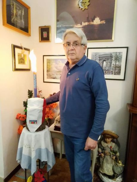 Tornano le fiaccole virtuali alle finestre o sui balconi per la festa del 25 Aprile Tornano le fiaccole virtuali alle finestre o sui balconi per la festa del 25 Aprile