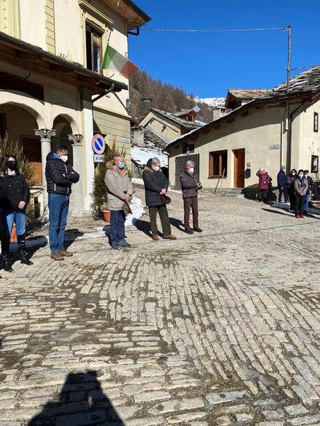 Un minuto di raccoglimento a Pragelato per Cimenti e Negro