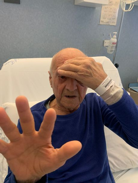 Miracolo alle Molinette, eccezionale intervento restituisce la vista a un cieco Miracolo alle Molinette, eccezionale intervento restituisce la vista a un cieco