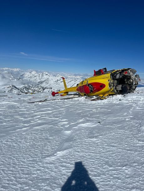 Tragedia sfiorata alla Capanna Margherita: precipita un elicottero del 118, tutti salvi i 4 occupanti