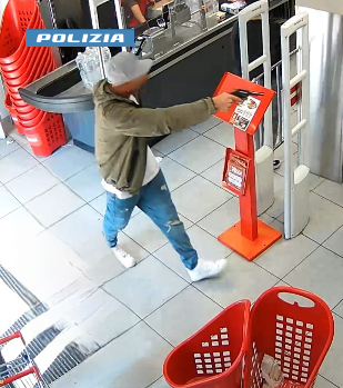 Arrestato il rapinatore seriale che aveva messo a segno tre colpi tra corso Belgio, piazza Statuto e il quartiere San Donato