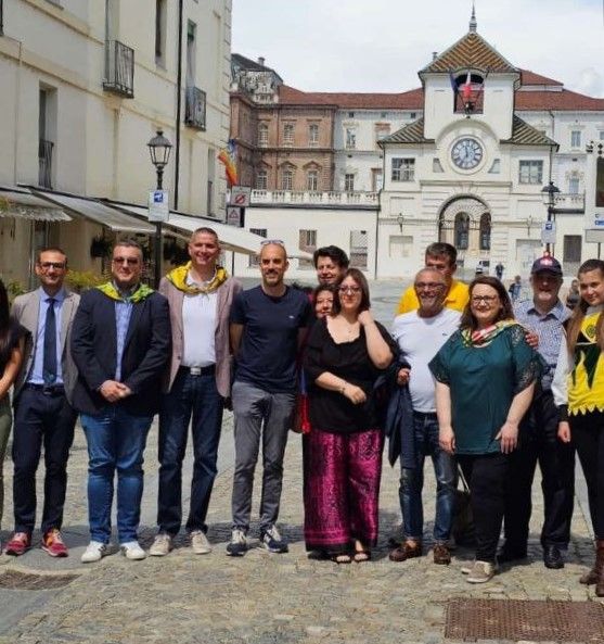 Il 28, 29 e 30 giugno le bandiere di tutta Italia voleranno sul cielo della Venaria per i XXV Giochi Giovanili della Bandiera [GALLERIA FOTOGRAFICA]