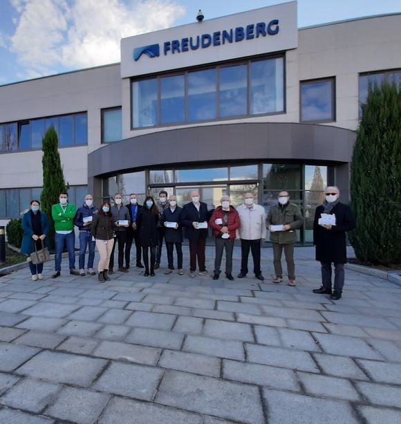 Mascherine della Freudenberg per le case di riposo del Pinerolese Mascherine della Freudenberg per le case di riposo del Pinerolese