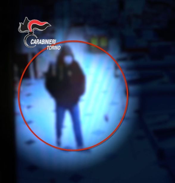 Giro di vite contro furti e rapine: in manette tre persone nel giro di poche ore tra Torino e Rivoli [VIDEO]