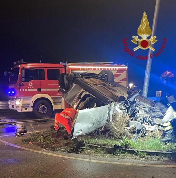 Grave incidente a Canove di Govone: deceduta una persona Grave incidente a Canove di Govone: deceduta una persona