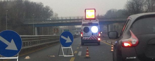 Incidente sull'autostrada A8 tra l'innesto tra la E62 e Busto Arsizio: due persone coinvolte e traffico in tilt