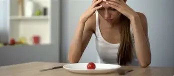 Piemonte: tagliati 100mila euro ai fondi per gli staff della Giunta, stanziati 2 milioni in più per i disturbi alimentari