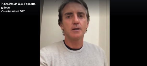 Falicetto, il video dei palleggi con la carta igienica piace al CT Mancini: "Complimenti, continuate così e vi porto agli Europei" (VIDEO) Falicetto, il video dei palleggi con la carta igienica piace al CT Mancini: "Complimenti, continuate così e vi porto agli Europei" (VIDEO)