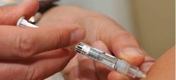 Vaccini in vacanza, Cirio: "Flessibilità nelle settimane di Ferragosto, se il sistema lo permette" Vaccini in vacanza, Cirio: "Flessibilità nelle settimane di Ferragosto, se il sistema lo permette"