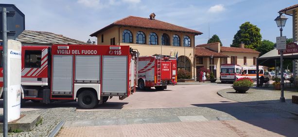 Un uomo è entrato in municipio a Osasco, minacciando di farla finita