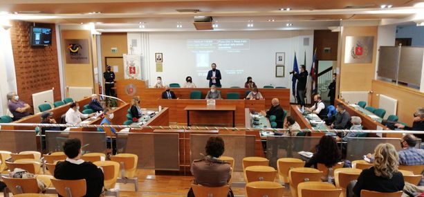 Grugliasco, primo Consiglio comunale in presenza dopo la pandemia [FOTO]