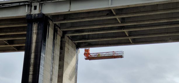 Distacco di materiale dal viadotto autostradale, arriva l’ordinanza del Comune di Diano Marina Distacco di materiale dal viadotto autostradale, arriva l’ordinanza del Comune di Diano Marina