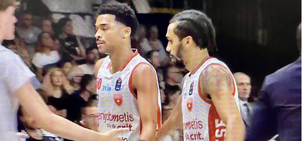 Prima la salvezza aritmetica, poi una sonora imbarcata: Varese salva ma impresentabile a Bologna