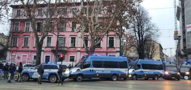 Askatasuna, la Cassazione riconosce l'associazione a delinquere: 6 misure cautelari Askatasuna, la Cassazione riconosce l'associazione a delinquere: 6 misure cautelari