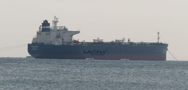 Esplosioni sulla Sea Jewel: la petroliera segnalata nella 'flotta ombra" per aggirare le sanzioni anti-russe Esplosioni sulla Sea Jewel: la petroliera segnalata nella 'flotta ombra" per aggirare le sanzioni anti-russe