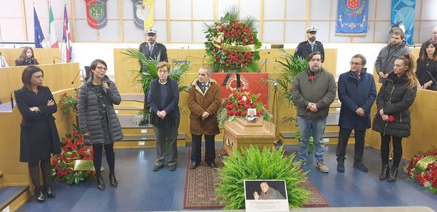 Sono in corso i funerali di Salvatore Balbo, ex presidente del Consiglio comunale Sono in corso i funerali di Salvatore Balbo, ex presidente del Consiglio comunale