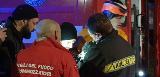Tragedia al lago di Avigliana, in tre nell'acqua: due ragazzi riemergono, il terzo viene ritrovato morto. Aveva 19 anni