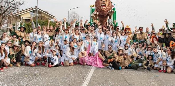 Il Carnevale ecologico e creativo degli ‘Strambicoli’ parte domani da None Il Carnevale ecologico e creativo degli ‘Strambicoli’ parte domani da None