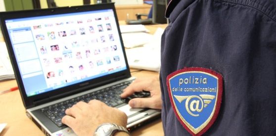 Adesca una minore su internet, ma viene scoperto dal padre della vittima: denunciato