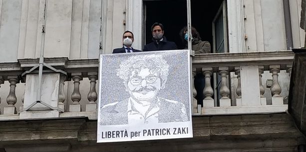 "Libertà per Patrick Zaki", il Comune di Torino espone il ritratto del giovane imprigionato in Egitto [VIDEOINTERVISTA]