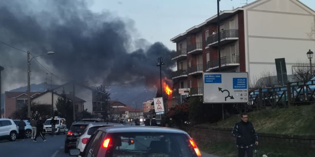 Gassino torinese: in questo momento un incendio in via Circonvallazione