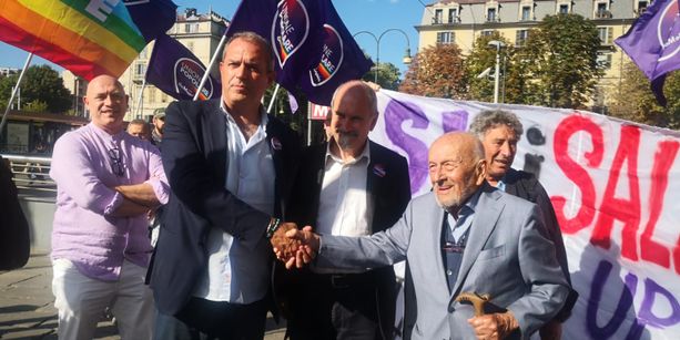 A Torino de Magistris attacca Appendino: "Tav inutile, M5S disponibile al massacro dei territori" [VIDEO]