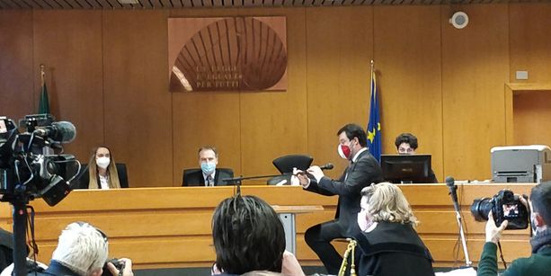Offese alla magistratura: Matteo Salvini assolto a Torino