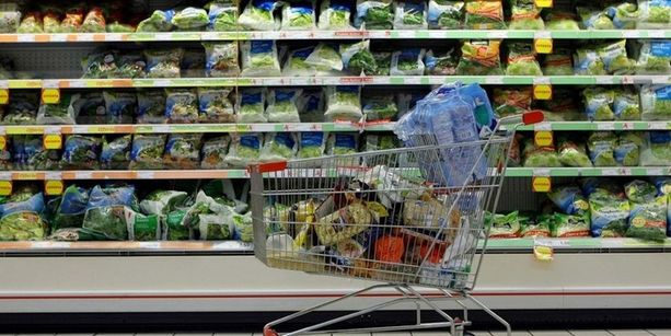 Lieve rialzo dell’inflazione a gennaio, i prezzi rendono più caro il carrello della spesa