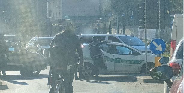 Varese, cadavere di uomo trovato sulla linea ferroviaria