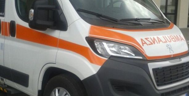 Tragedia a Mathi: uomo investito e ucciso da un camion che gli arriva alle spalle Tragedia a Mathi: uomo investito e ucciso da un camion che gli arriva alle spalle