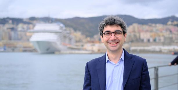 Elezioni, Davide Patrone è il più votato del PD a Genova: "La nostra vittoria è frutto di un impegno collettivo: ora priorità al tema della casa e del lavoro" Elezioni, Davide Patrone è il più votato del PD a Genova: "La nostra vittoria è frutto di un impegno collettivo: ora priorità al tema della casa e del lavoro"