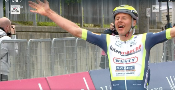 L'olandese Van der Hoorn vince a Canale dopo una gara al comando [FOTO E VIDEO]