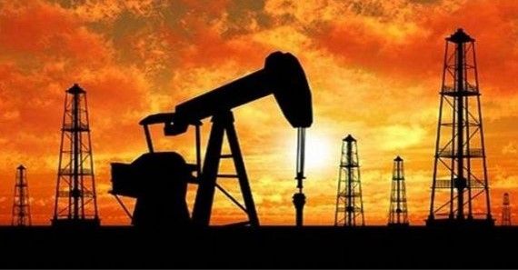 Una proposta di legge europea per vietare le importazioni di petrolio russo