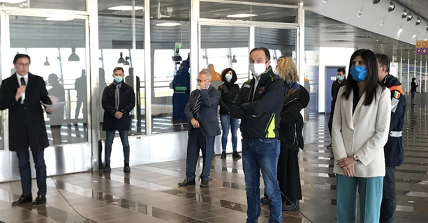 Coronavirus, troppe persone in giro. L’appello di Cirio e Appendino: “Rispettate le regole” Coronavirus, troppe persone in giro. L’appello di Cirio e Appendino: “Rispettate le regole”